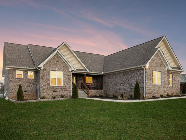 4029 Pleasant Gate Ln , Columbia, TN 38401