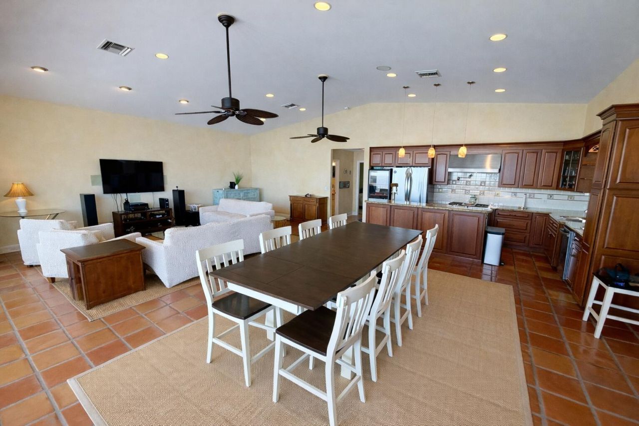 556 E Caribbean Drive, Summerland Key, FL 33042 Photo