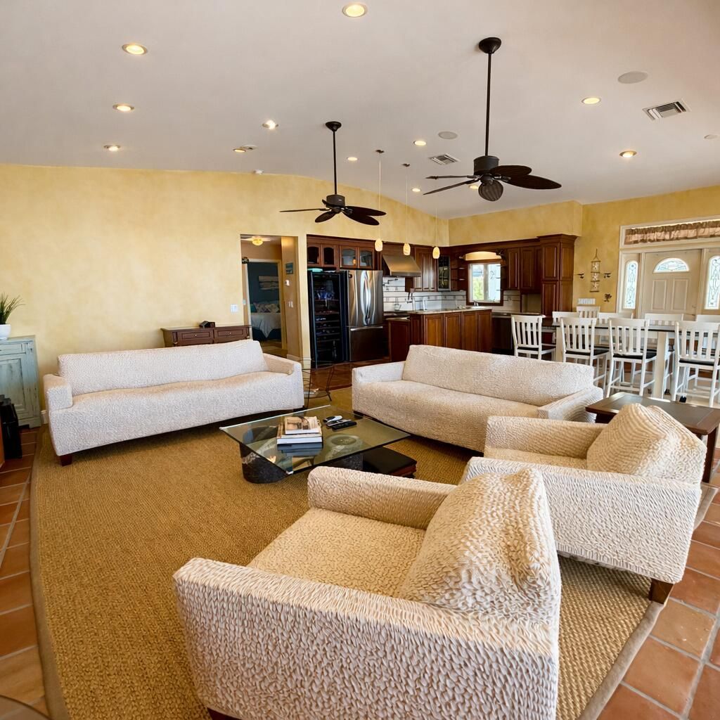 556 E Caribbean Drive, Summerland Key, FL 33042 Photo