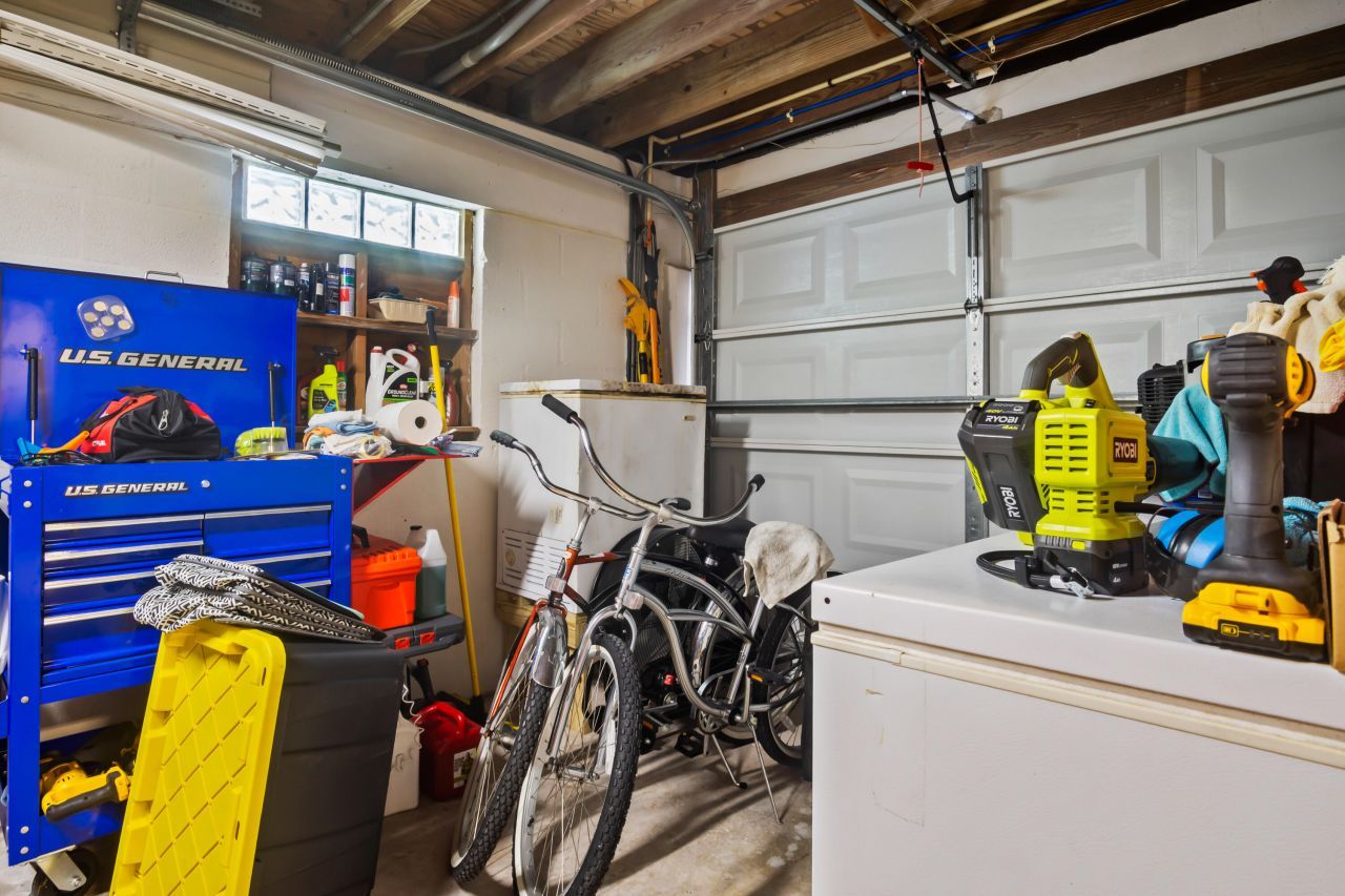 556 E Caribbean Drive, Summerland Key, FL 33042 Photo