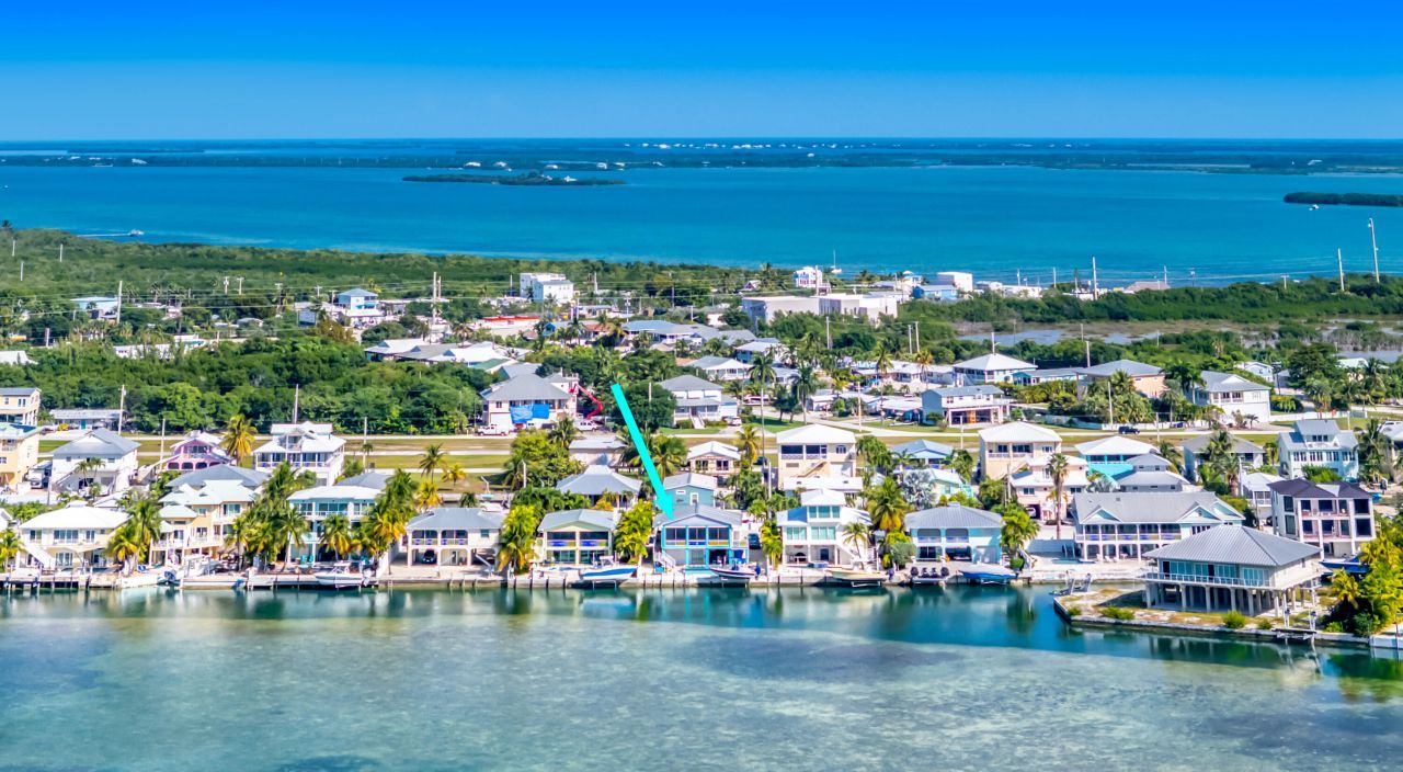 556 E Caribbean Drive, Summerland Key, FL 33042 Photo