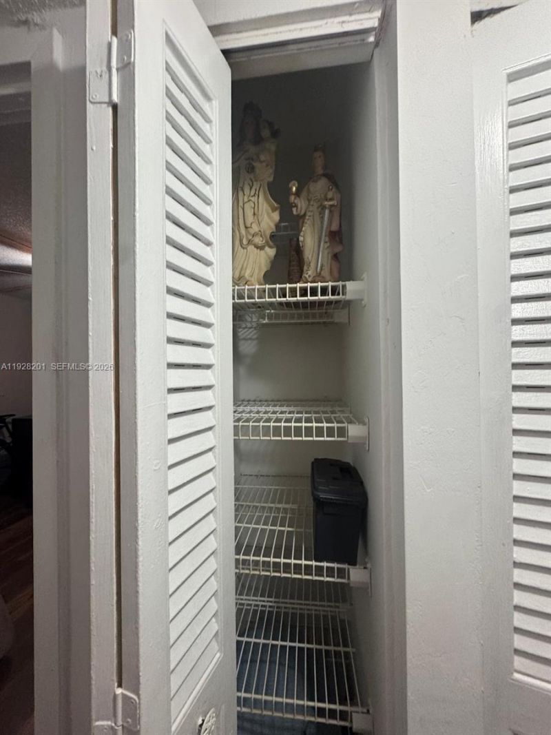 2800 Someset Dr, Unit 404, Lauderdale Lakes, FL 33311 Photo