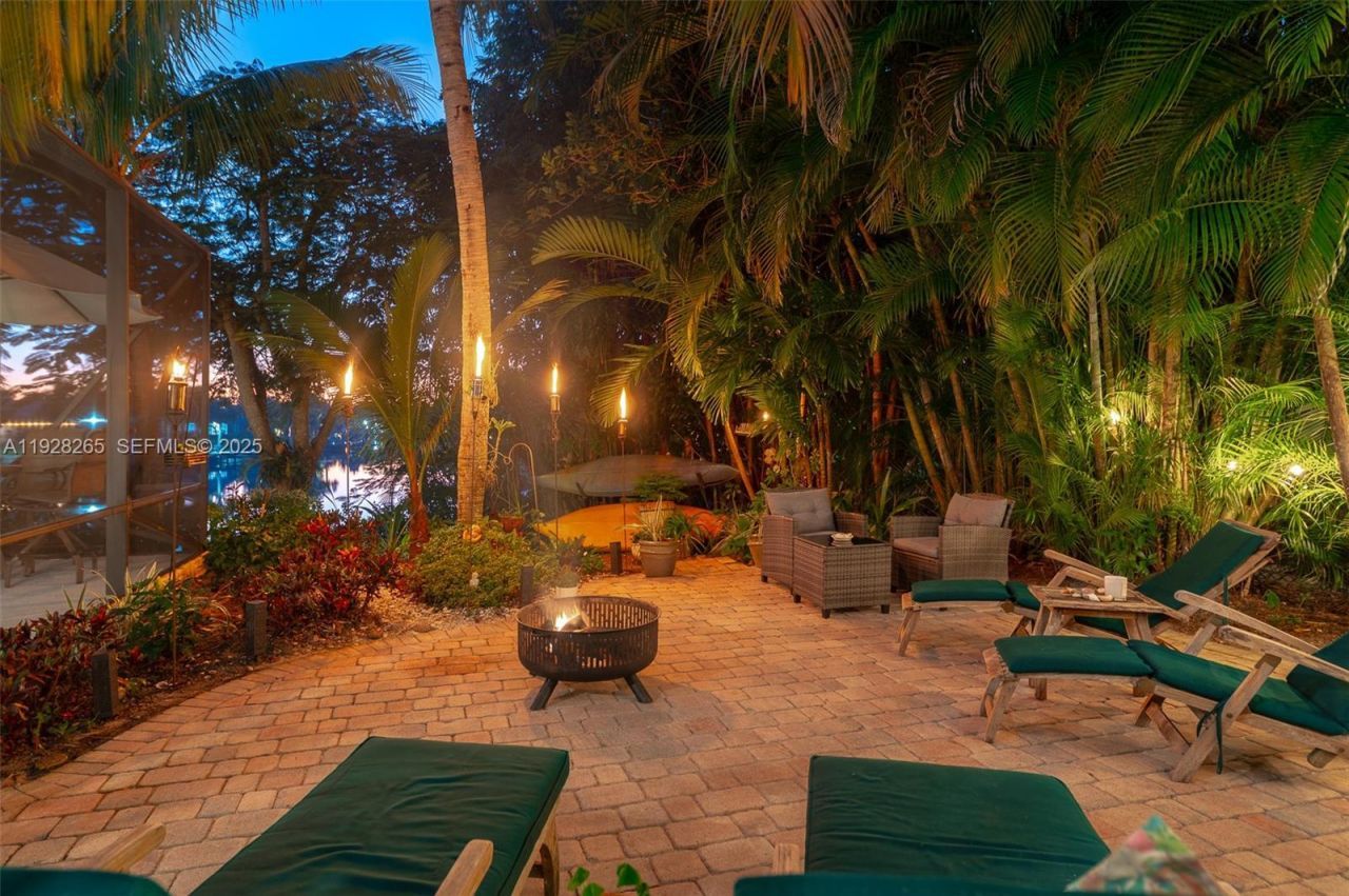 3842 SW Saint Lucie Ln, Palm City, FL 34990 Photo