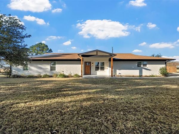 175 Four Corners Road, West, TX 76691