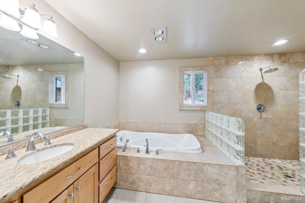 1791 Hekpa Drive, South Lake Tahoe, CA 96150 Photo