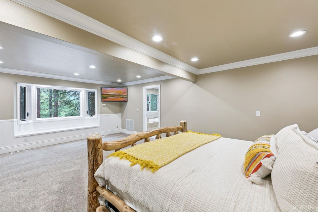 1791 Hekpa Drive, South Lake Tahoe, CA 96150 Photo