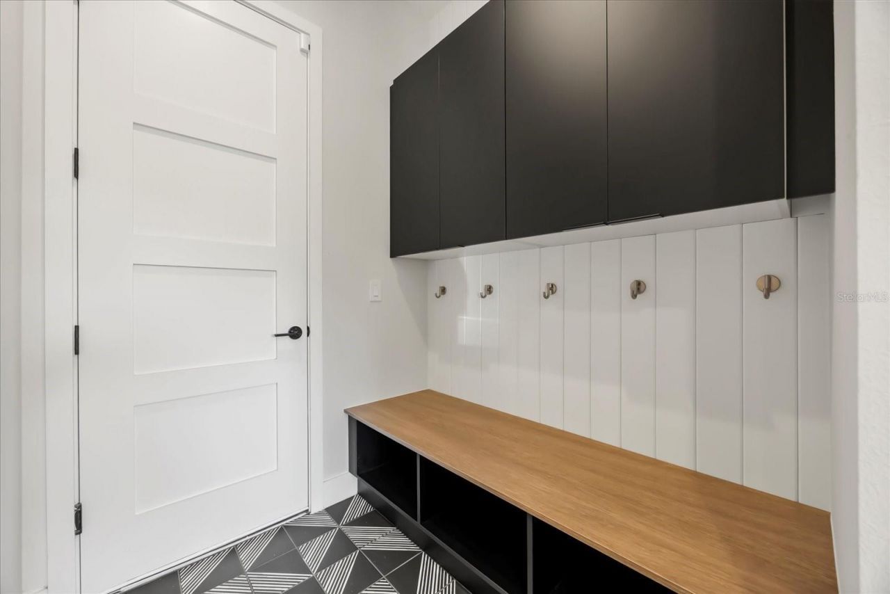 1929 S Lakemont Avenue, Winter Park, FL 32792 Photo