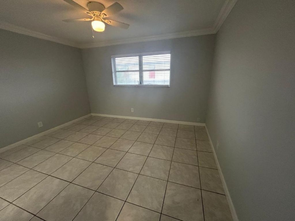 1310 NW 43rd Avenue, Unit 303, Lauderhill, FL 33313 Photo