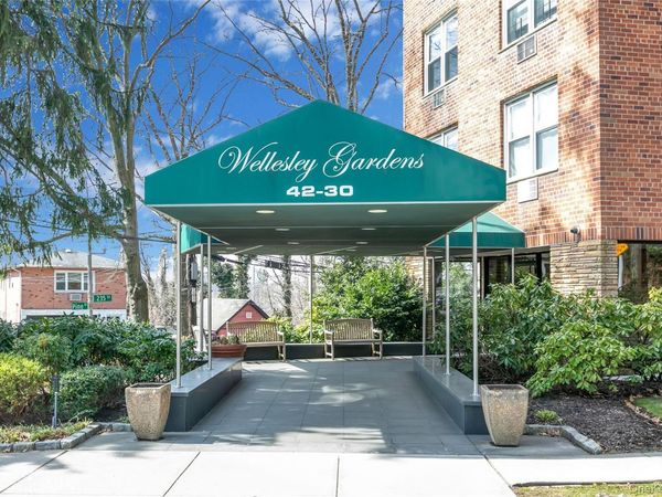42-30 Douglaston Parkway, Unit 5C, Douglaston, NY 11363