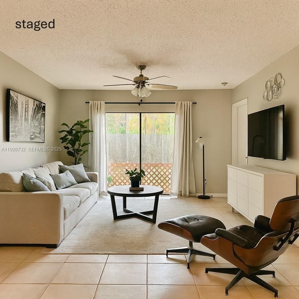 10616 NW 10th St, Unit 104, Pembroke Pines, FL 33026 Photo