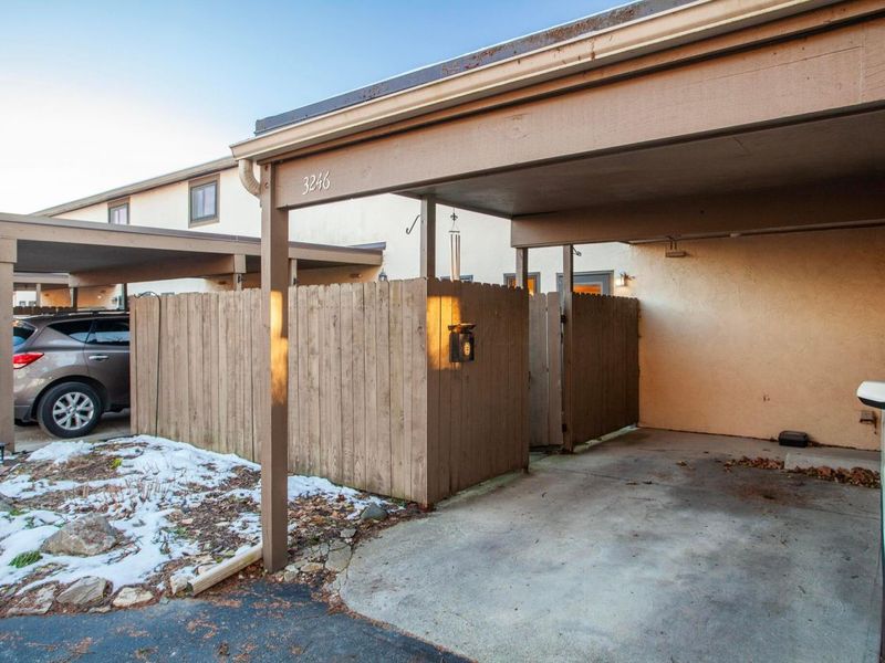 3246 Summerdale Lane, Unit 34, Columbus, OH 43221 Photo 14