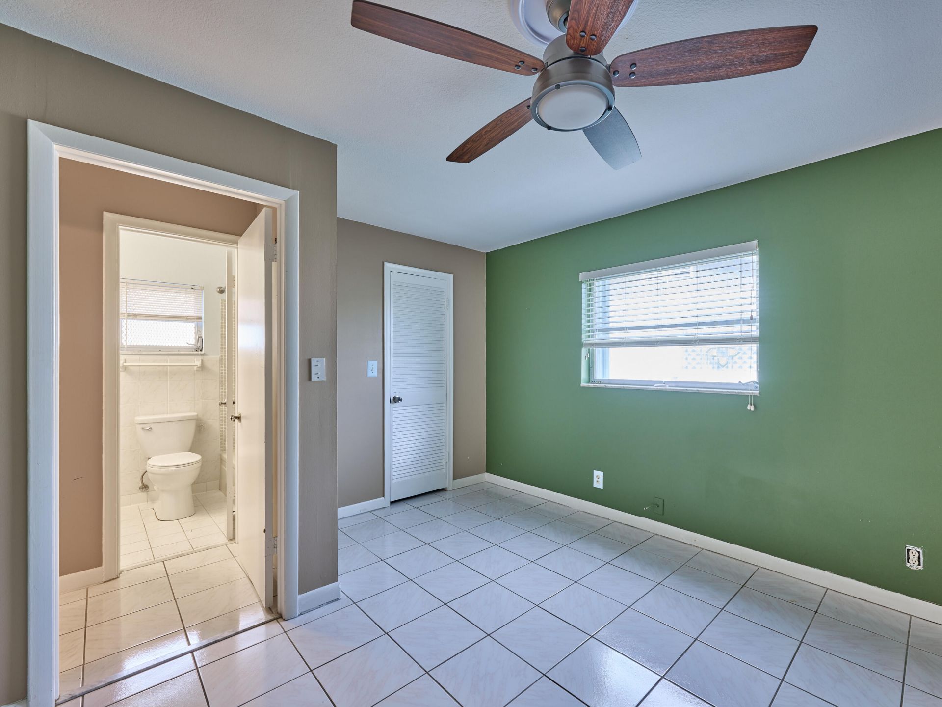 1710 SW 22nd Street, Boynton Beach, FL 33426 Photo