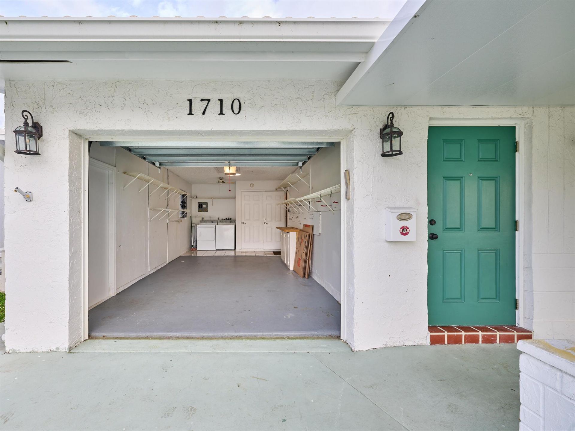 1710 SW 22nd Street, Boynton Beach, FL 33426 Photo