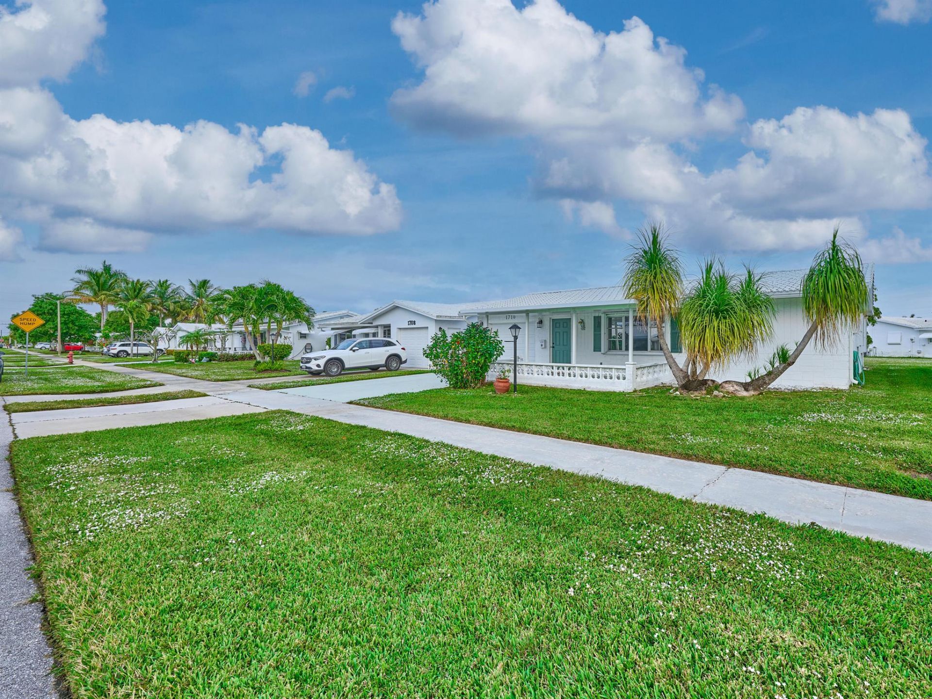 1710 SW 22nd Street, Boynton Beach, FL 33426 Photo