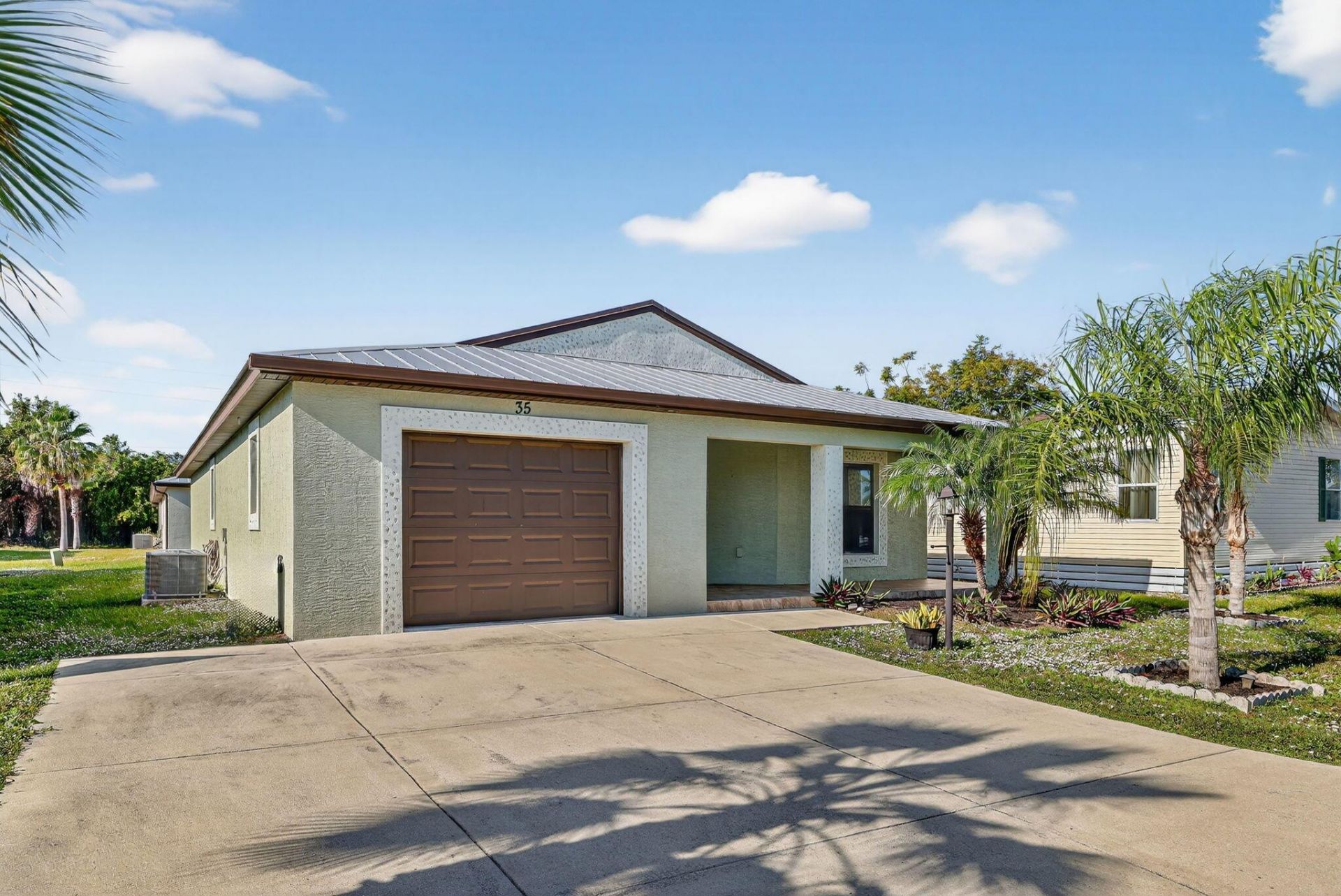 35 S Alhambra Lane, Port Saint Lucie, FL 34952 Photo