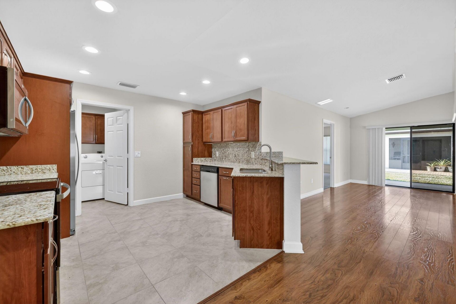 35 S Alhambra Lane, Port Saint Lucie, FL 34952 Photo