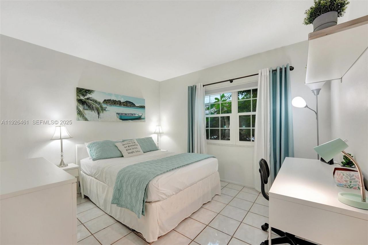 221 SE 9th Ave, Unit 102, Pompano Beach, FL 33060 Photo
