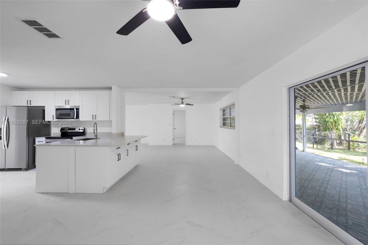 11390 NW 37th St, Coral Springs, FL 33065 Photo