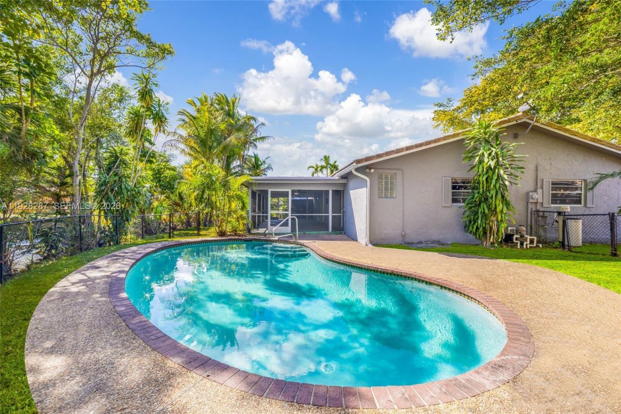 11390 NW 37th St, Coral Springs, FL 33065 Photo