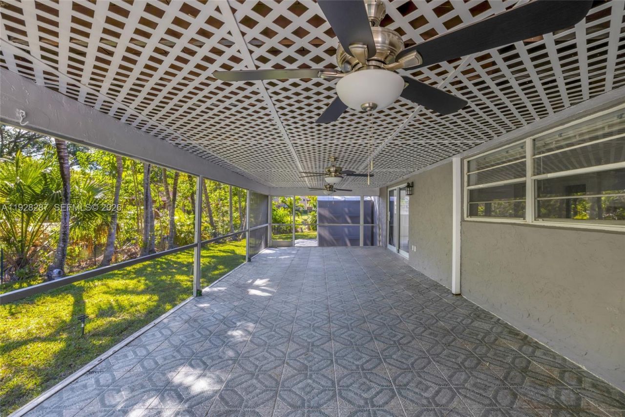 11390 NW 37th St, Coral Springs, FL 33065 Photo