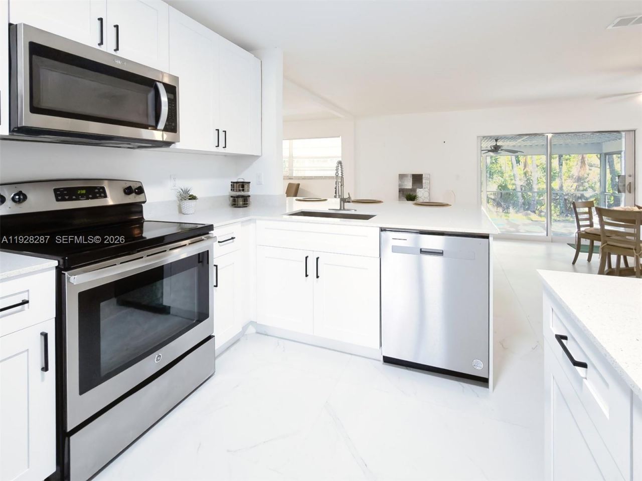 11390 NW 37th St, Coral Springs, FL 33065 Photo