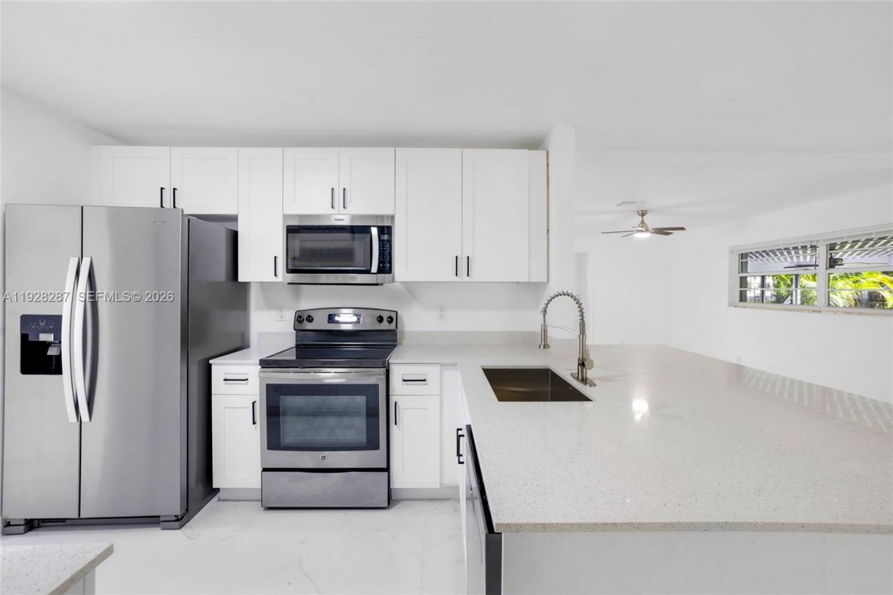 11390 NW 37th St, Coral Springs, FL 33065 Photo