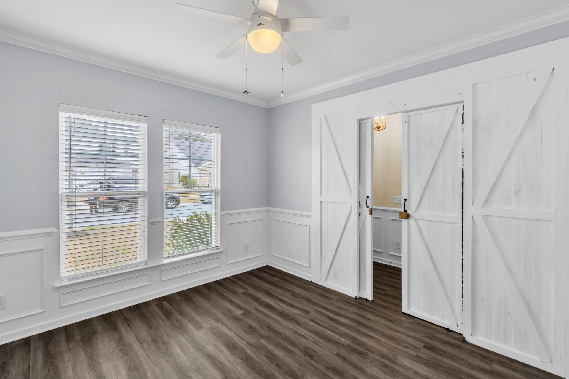 394 Sanctuary Park Drive Photo 17