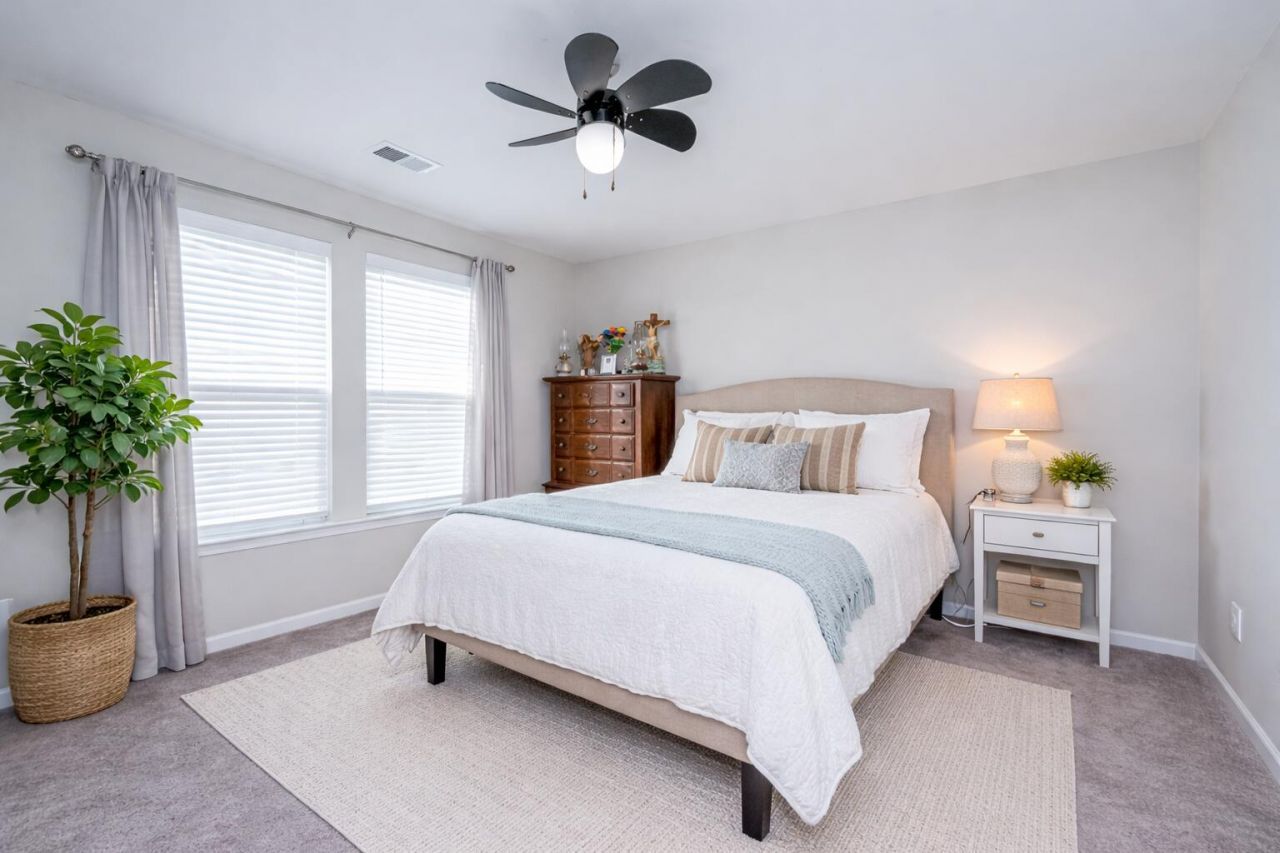 394 Sanctuary Park Drive Photo 42