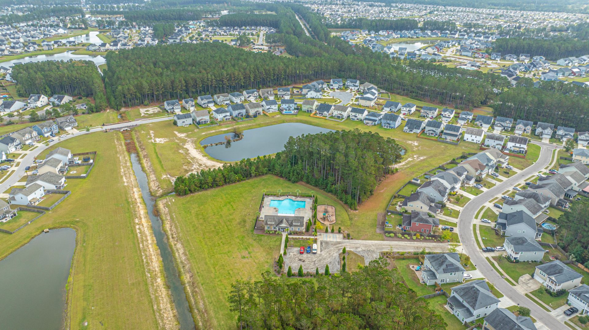 394 Sanctuary Park Drive Photo 61