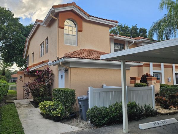 9637 Shadybrook Drive, Unit 201, Boynton Beach, FL 33437