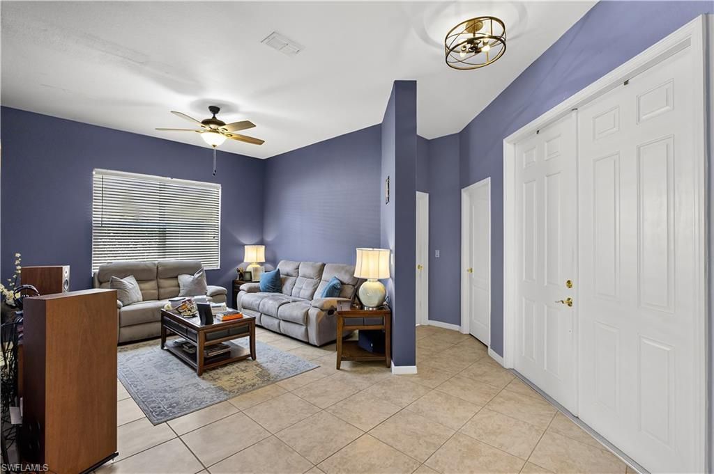 2524 Keystone Lake Dr, Cape Coral, FL 33909 Photo