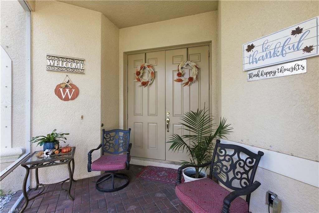 2524 Keystone Lake Dr, Cape Coral, FL 33909 Photo