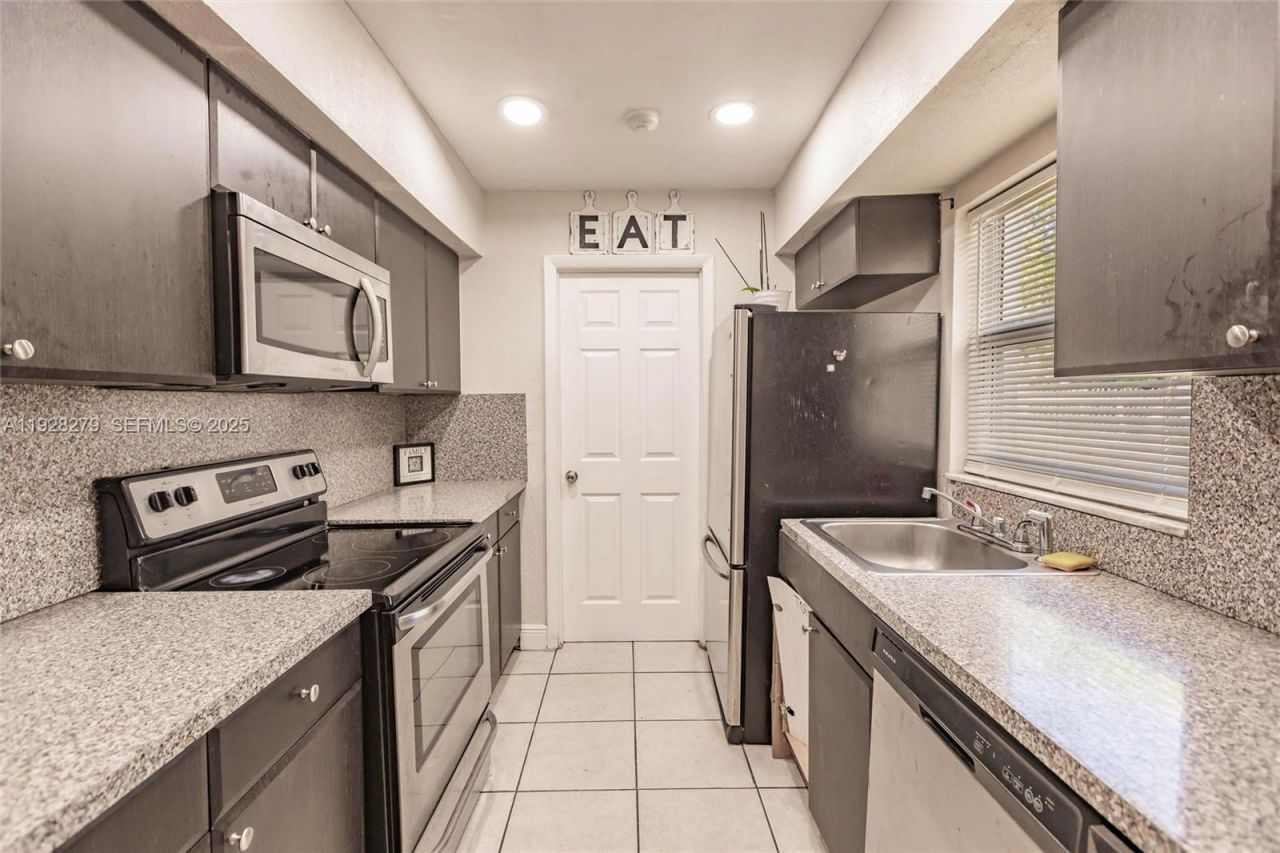 720 NW 38th Ave, Lauderhill, FL 33311 Photo