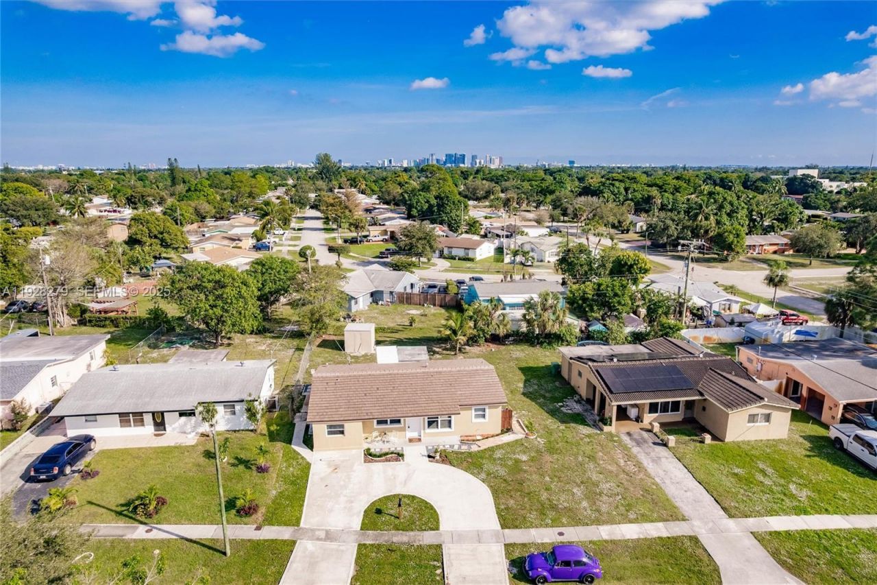 720 NW 38th Ave, Lauderhill, FL 33311 Photo