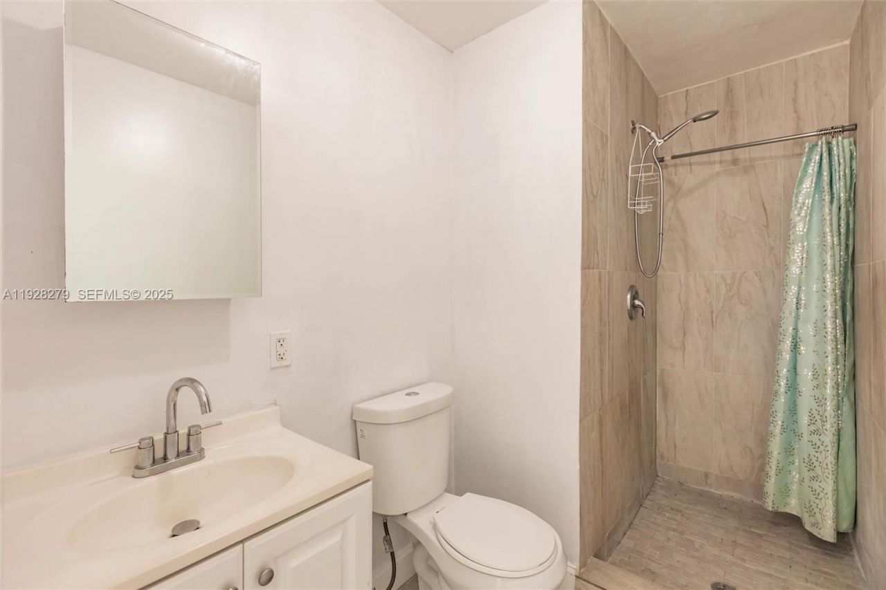 720 NW 38th Ave, Lauderhill, FL 33311 Photo