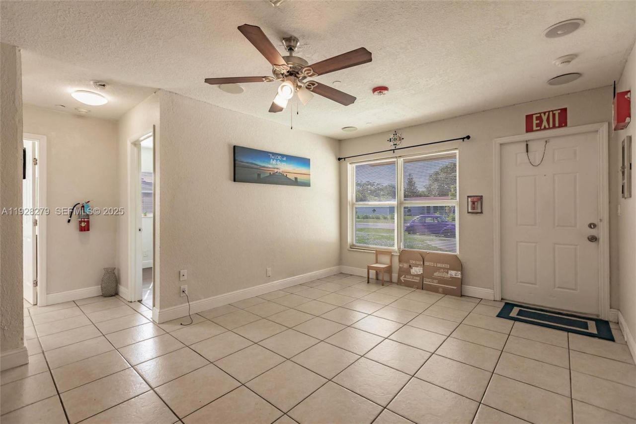 720 NW 38th Ave, Lauderhill, FL 33311 Photo