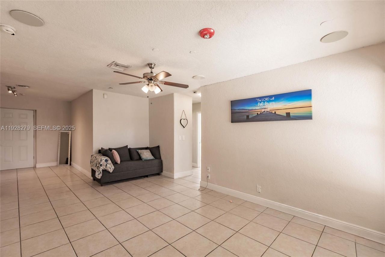 720 NW 38th Ave, Lauderhill, FL 33311 Photo