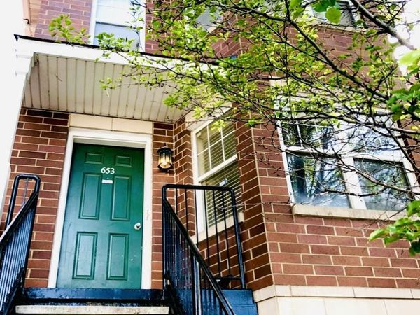 653 W Division Street, Unit B, Chicago, IL 60610