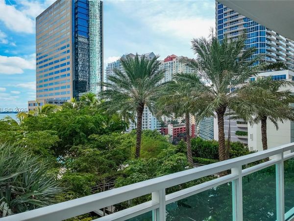 951 Brickell Ave, Unit 1206, Miami, FL 33131
