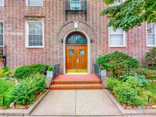 37-28 85th Street, Unit 32, Jackson Heights, NY 11372