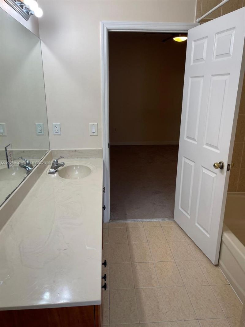 380 NE 31st Ter, Unit 380, Homestead, FL 33033 Photo