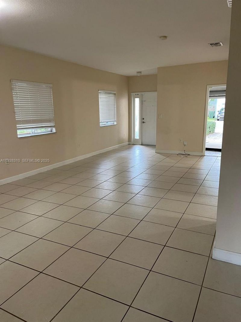 380 NE 31st Ter, Unit 380, Homestead, FL 33033 Photo