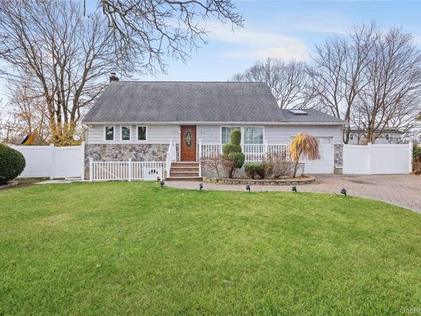 50 S 30th Street, Wyandanch, NY 11798