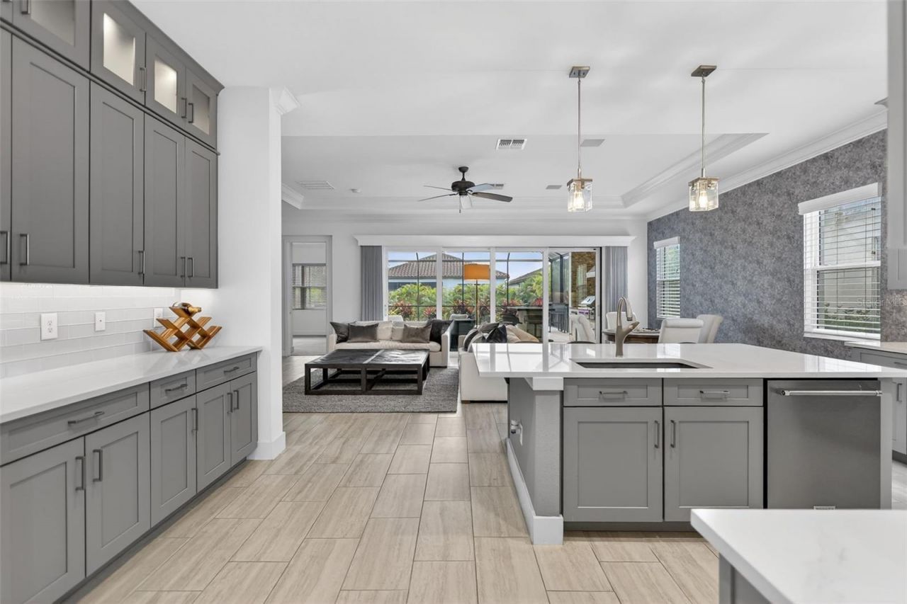 2009 6th Street E, Palmetto, FL 34221 Photo