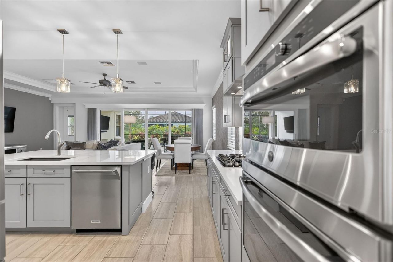 2009 6th Street E, Palmetto, FL 34221 Photo