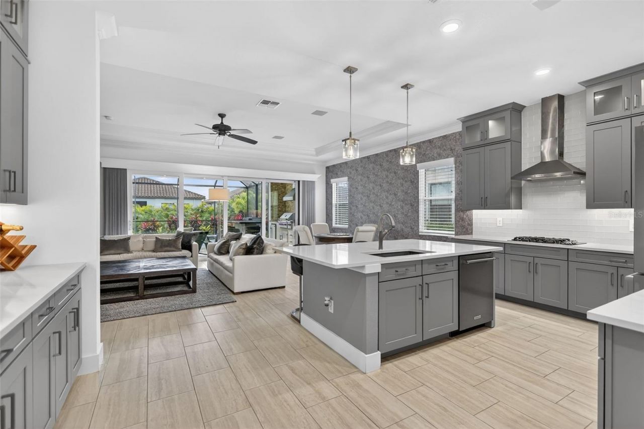 2009 6th Street E, Palmetto, FL 34221 Photo