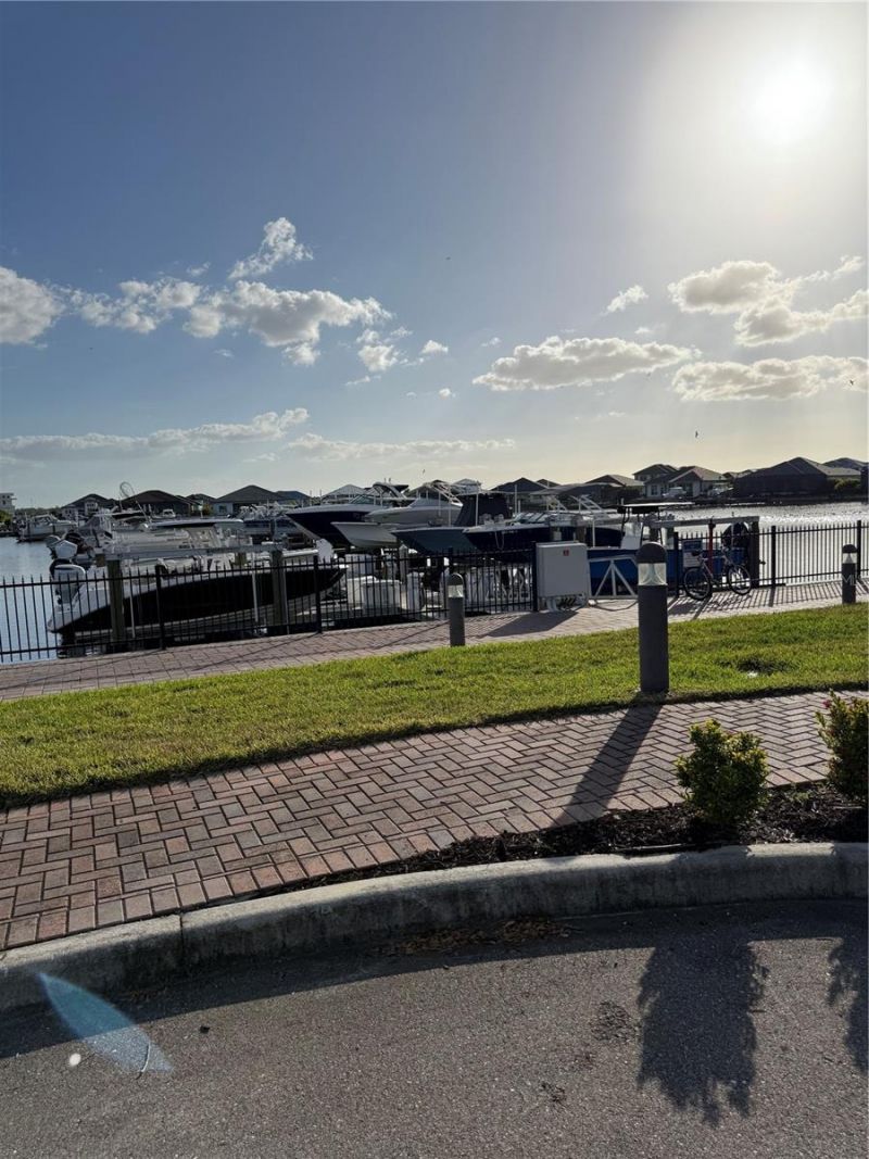 2009 6th Street E, Palmetto, FL 34221 Photo