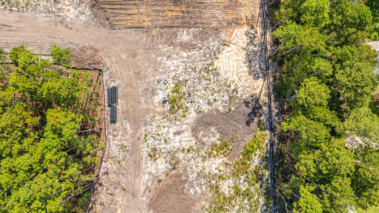 433 Sonny Way Photo 17