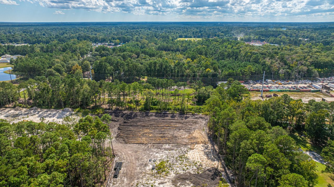 433 Sonny Way Photo 24