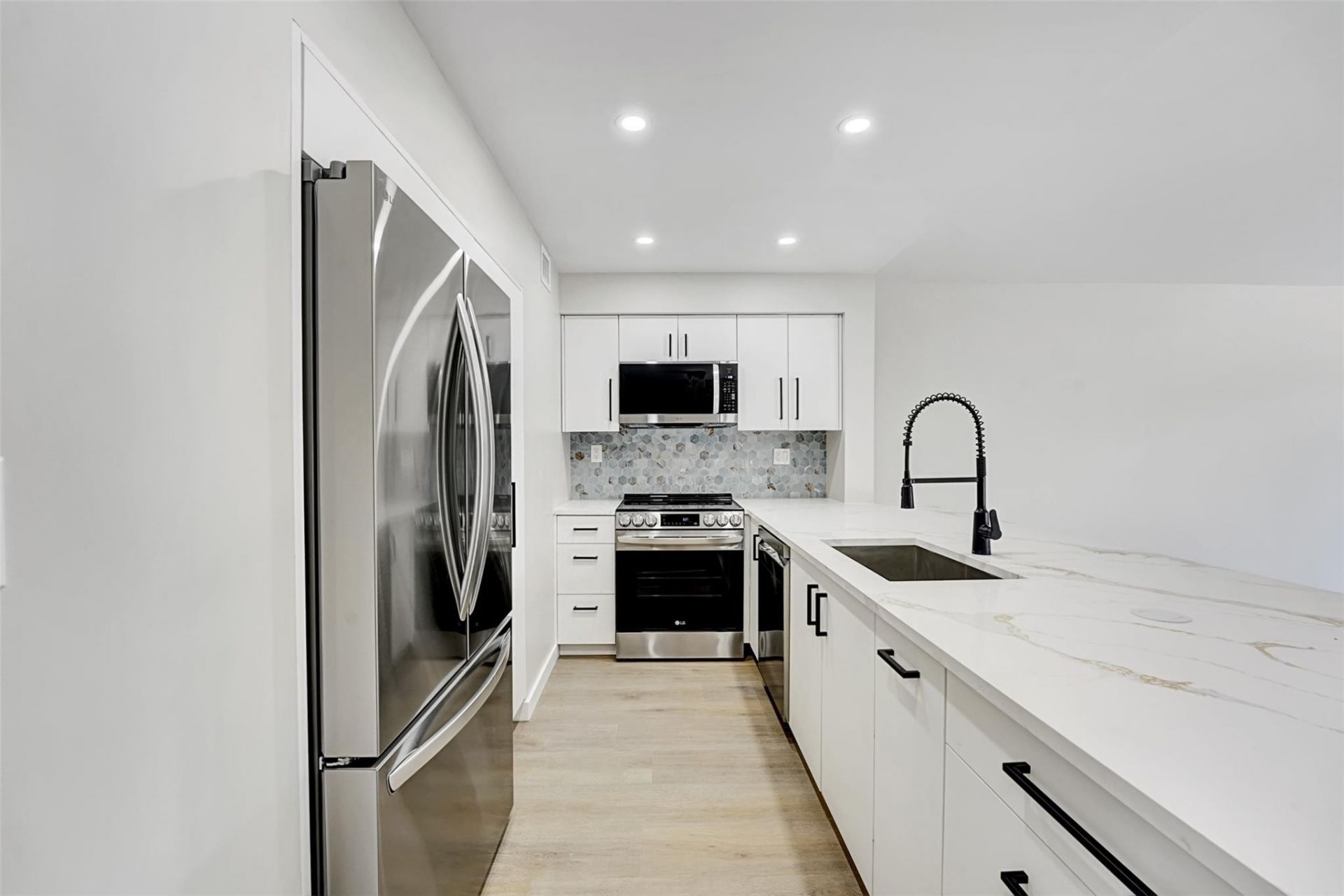 1100 SE 5th Court, Unit 1, Pompano Beach, FL 33060 Photo